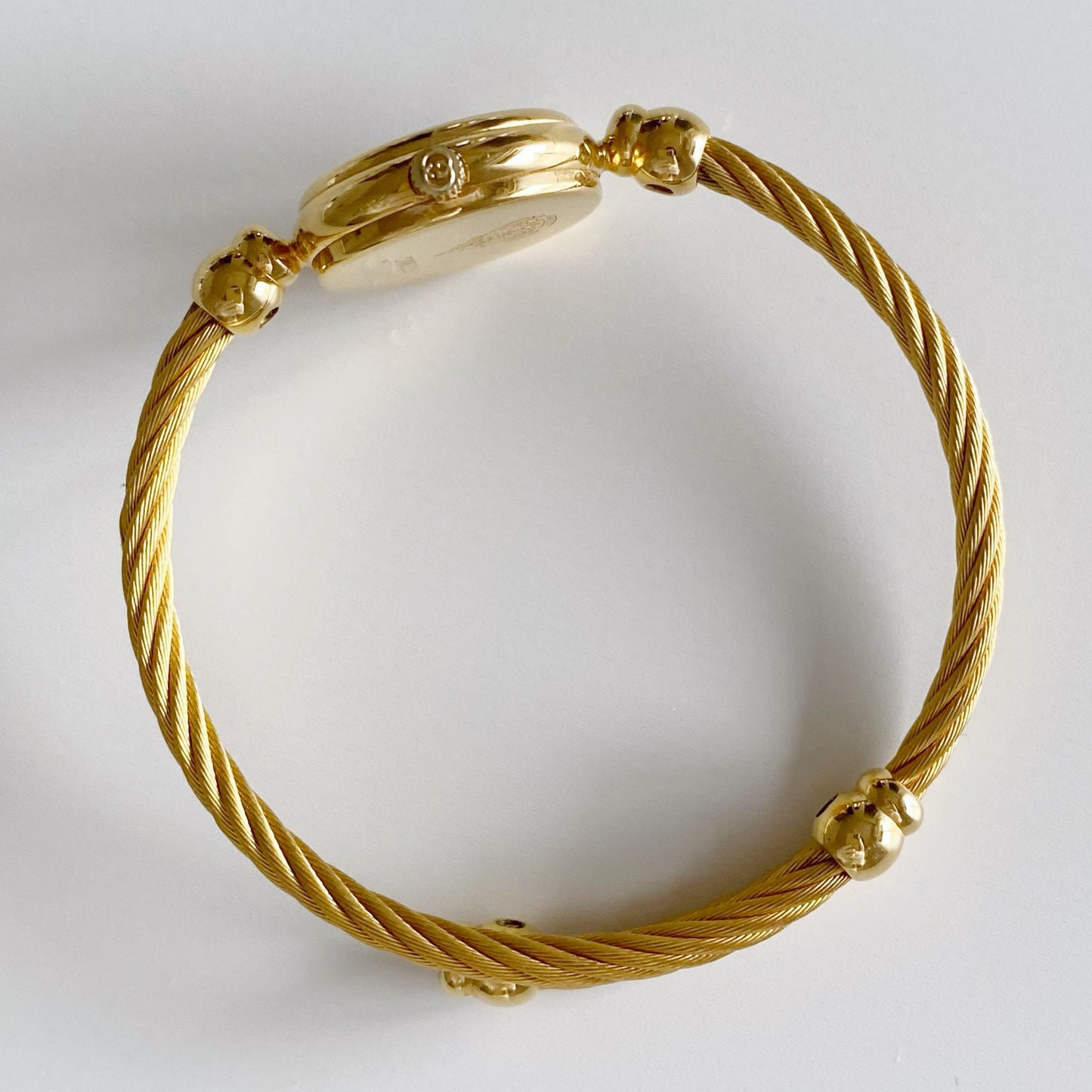 Gucci 1990s Seashell Dial Gold Plated Bangle Watch