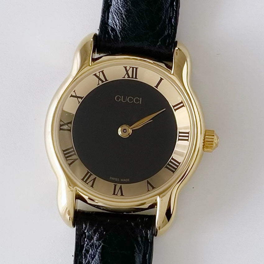 Gucci 1990s Black Dial Round Watch