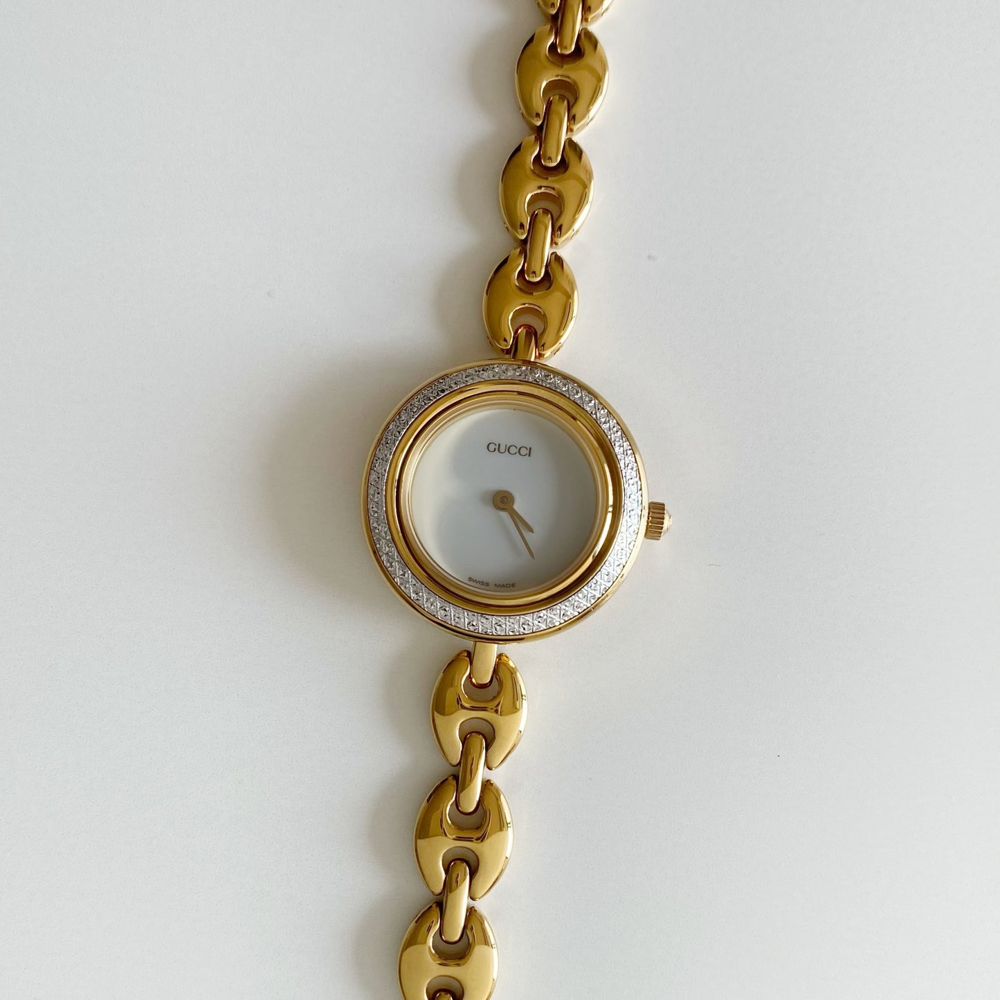 Gucci 1990s Interchangeable Bezel Gold Plated Watch with 6 bezels, case (167mm)