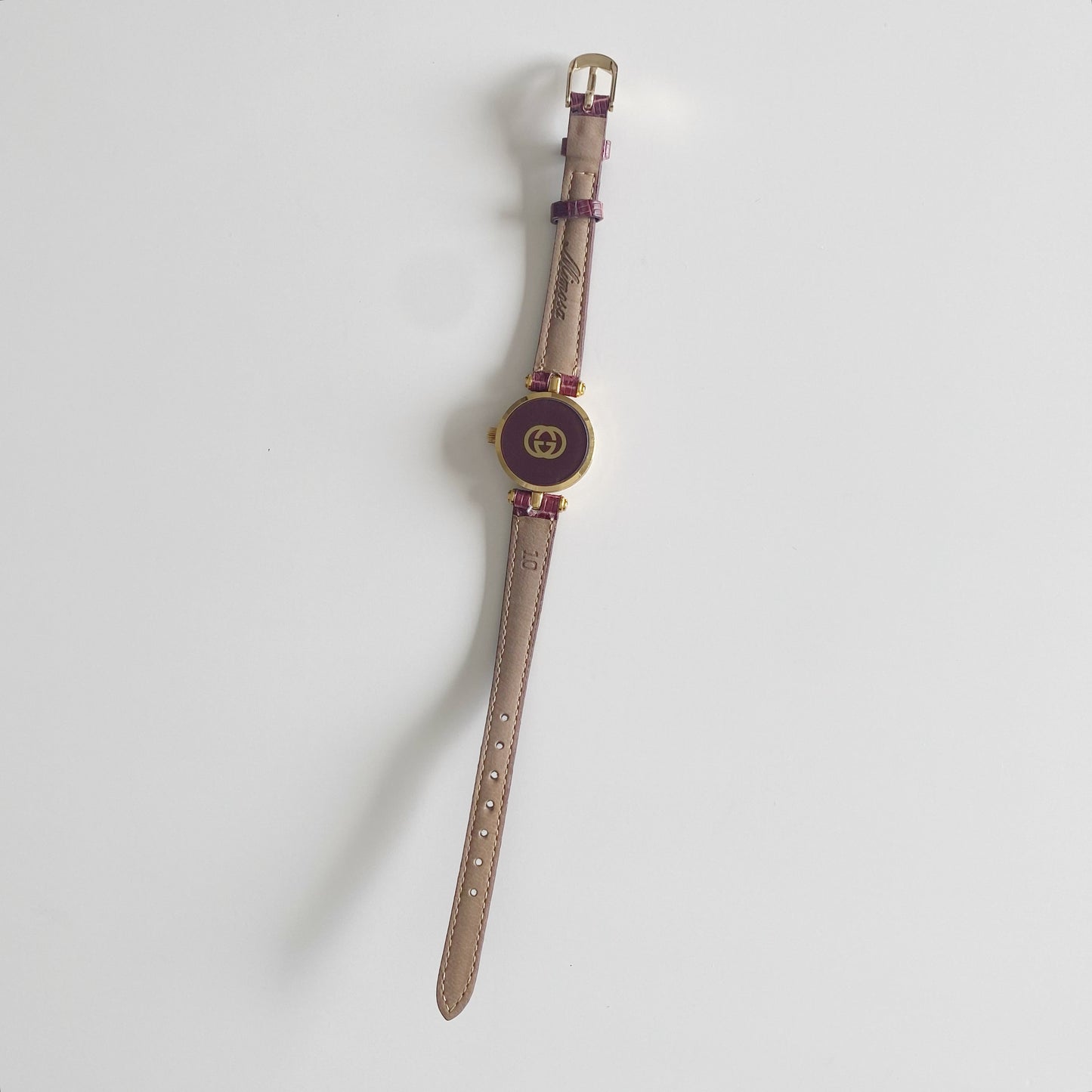 Gucci 1990s Round Dial Gold Plated Watch