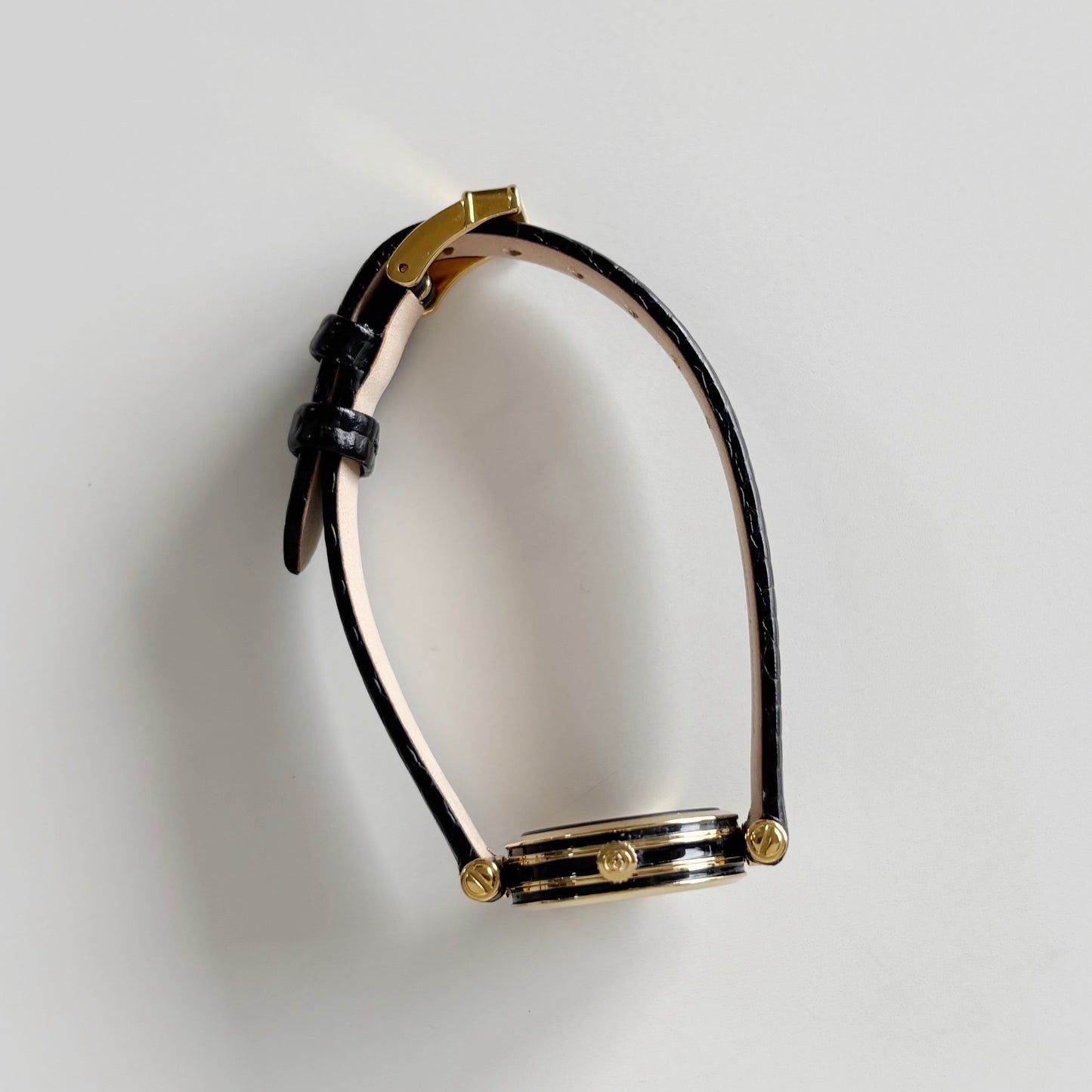 Gucci 1990s Round Dial Gold Plated Watch