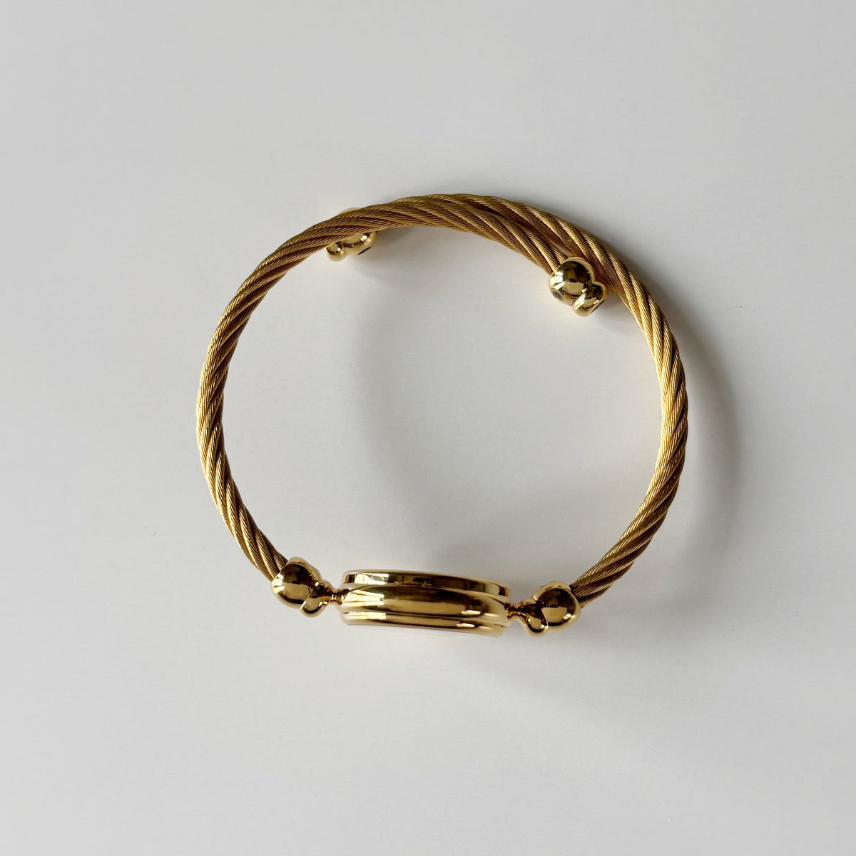 Gucci 1990s Black Round Dial Cable Gold Plated Bangle Watch