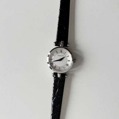 Gucci 1990s Round Dial Stainless Steel Watch