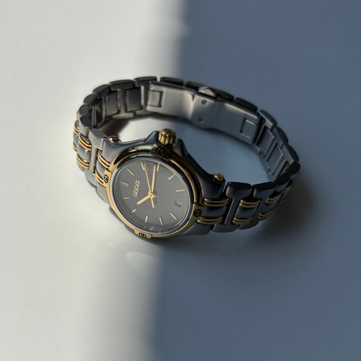 Gucci 1990s Date Round Black Dial Two Tone Gold Plated Watch