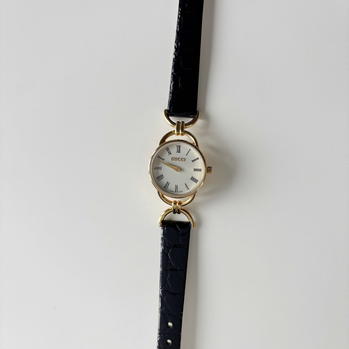Gucci Round Dial Horsebit Gold-Plated Watch
