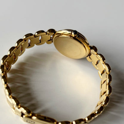 Fendi 1990s Seashell Round Dial Gold Plated Watch