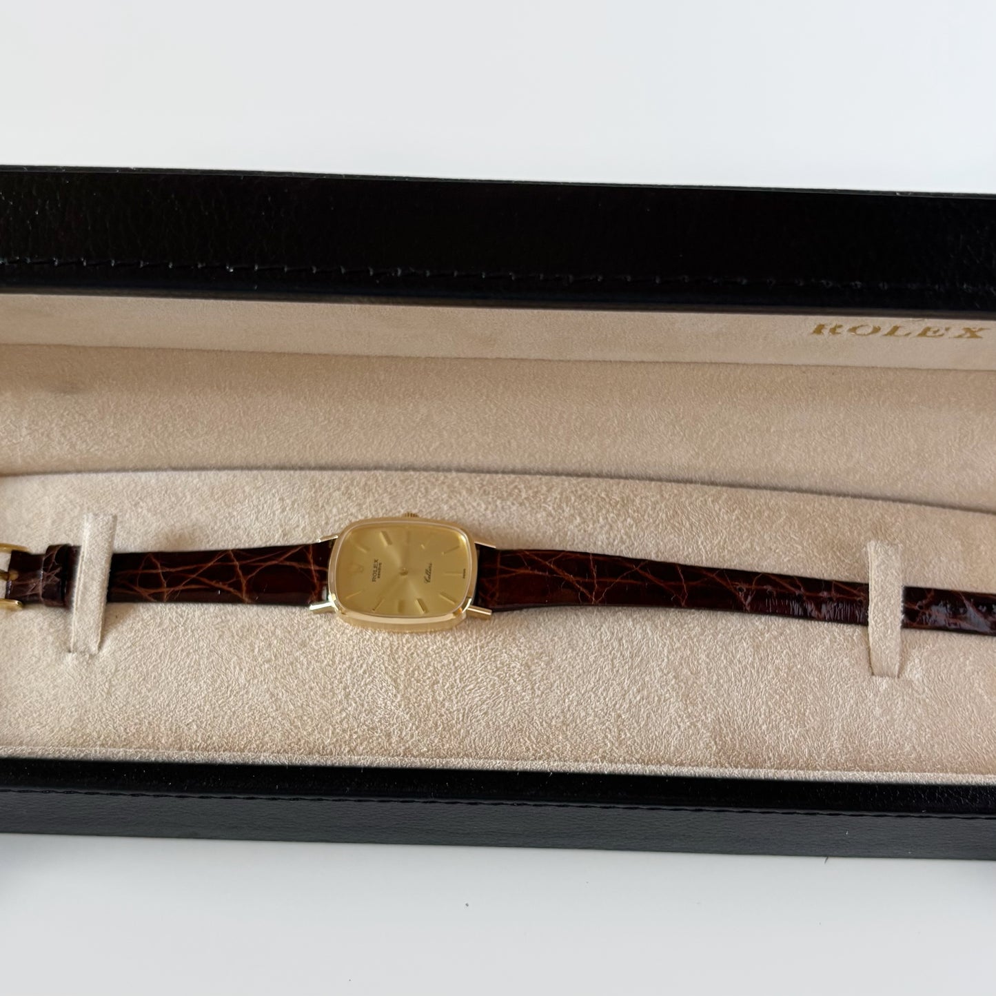 Rolex 1975 Cellini 18K Case Manual Wind Watch