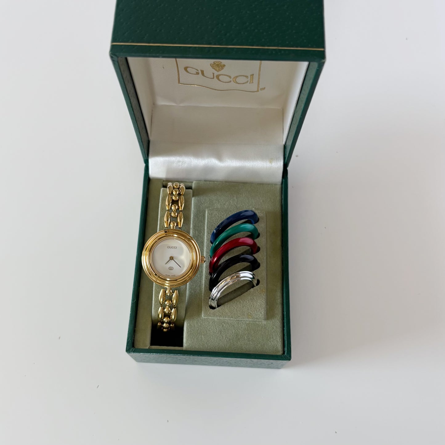 Gucci 1990s Interchangeable Bezel Gold Plated Rice Chain Watch with case, 6 bezels (165mm)