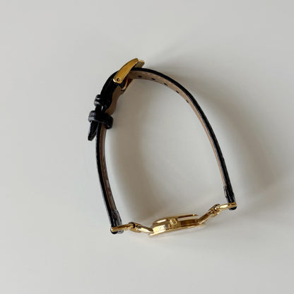 Gucci 1990s Seashell Dial Horsebit Gold Plated Watch