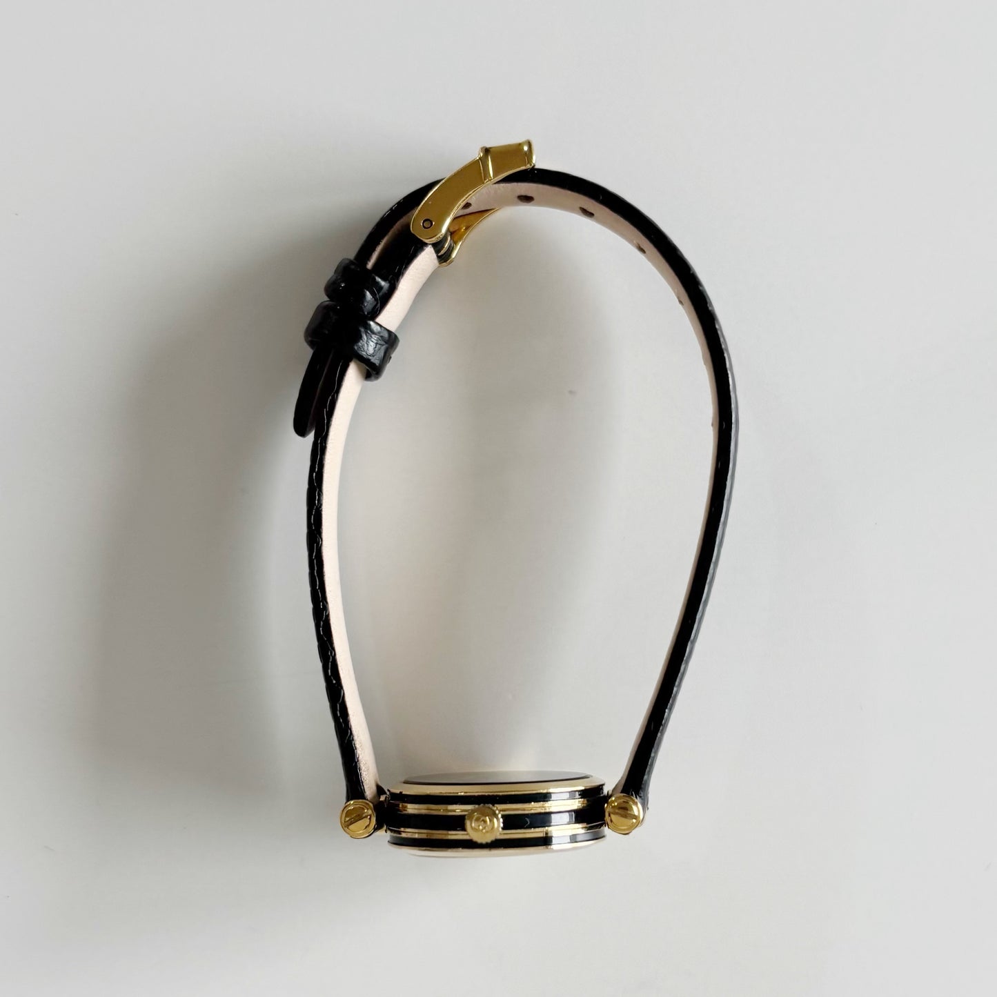 Gucci 1990s Round Dial Gold Plated Watch