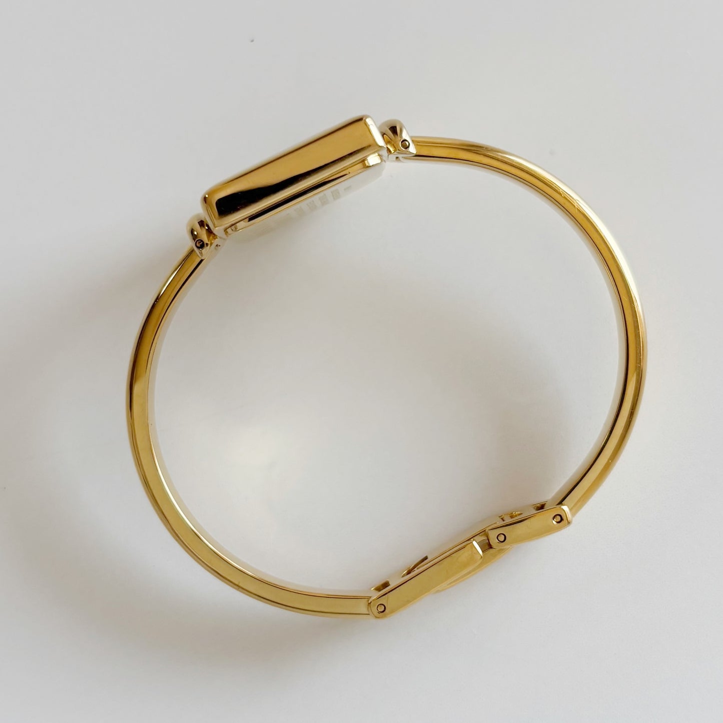 Gucci 1990s Square Dial Gold Plated Bangle Watch (Small)