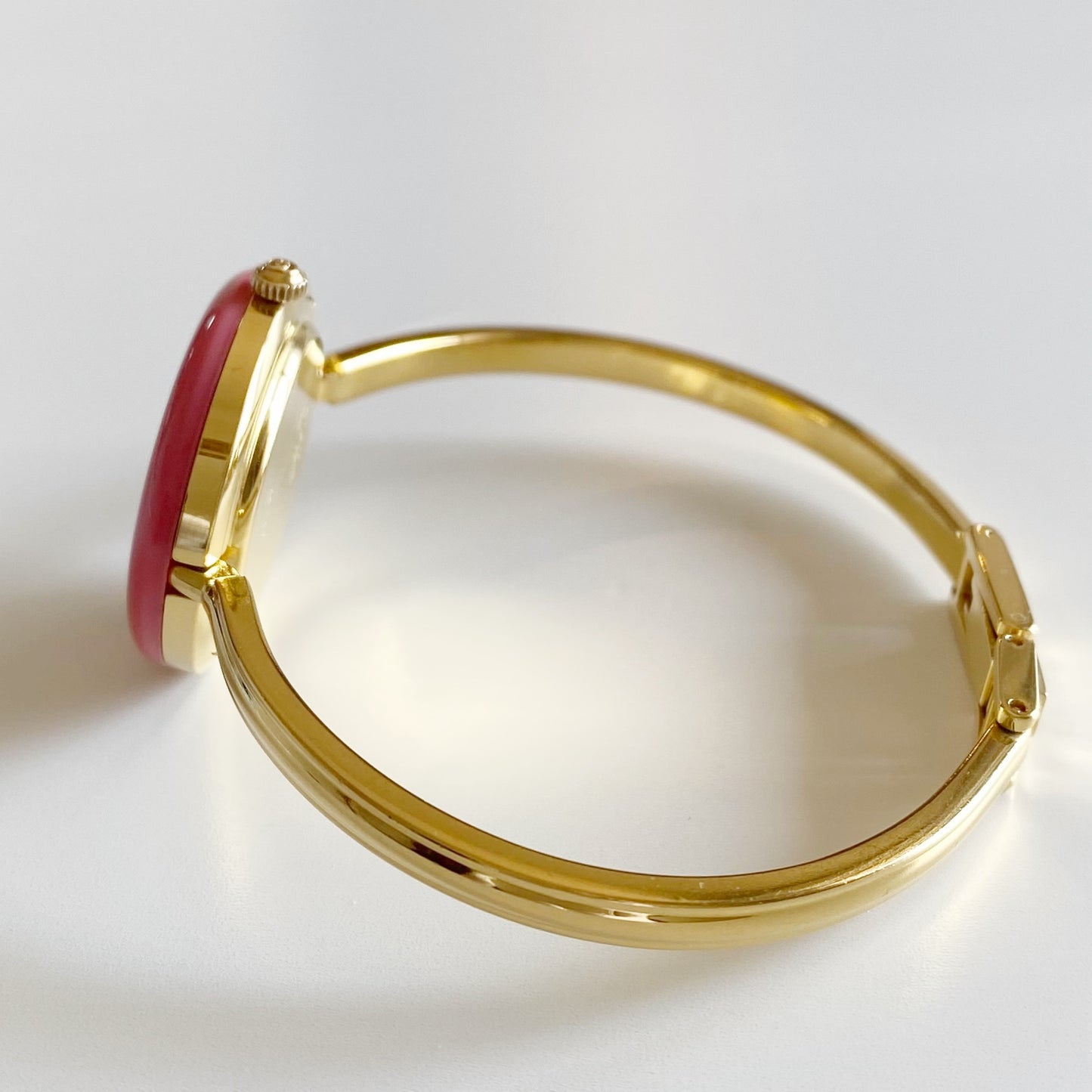 Gucci 1990s Interchangeable Bezel Gold Plated Bangle Watch with 12 bezels, case