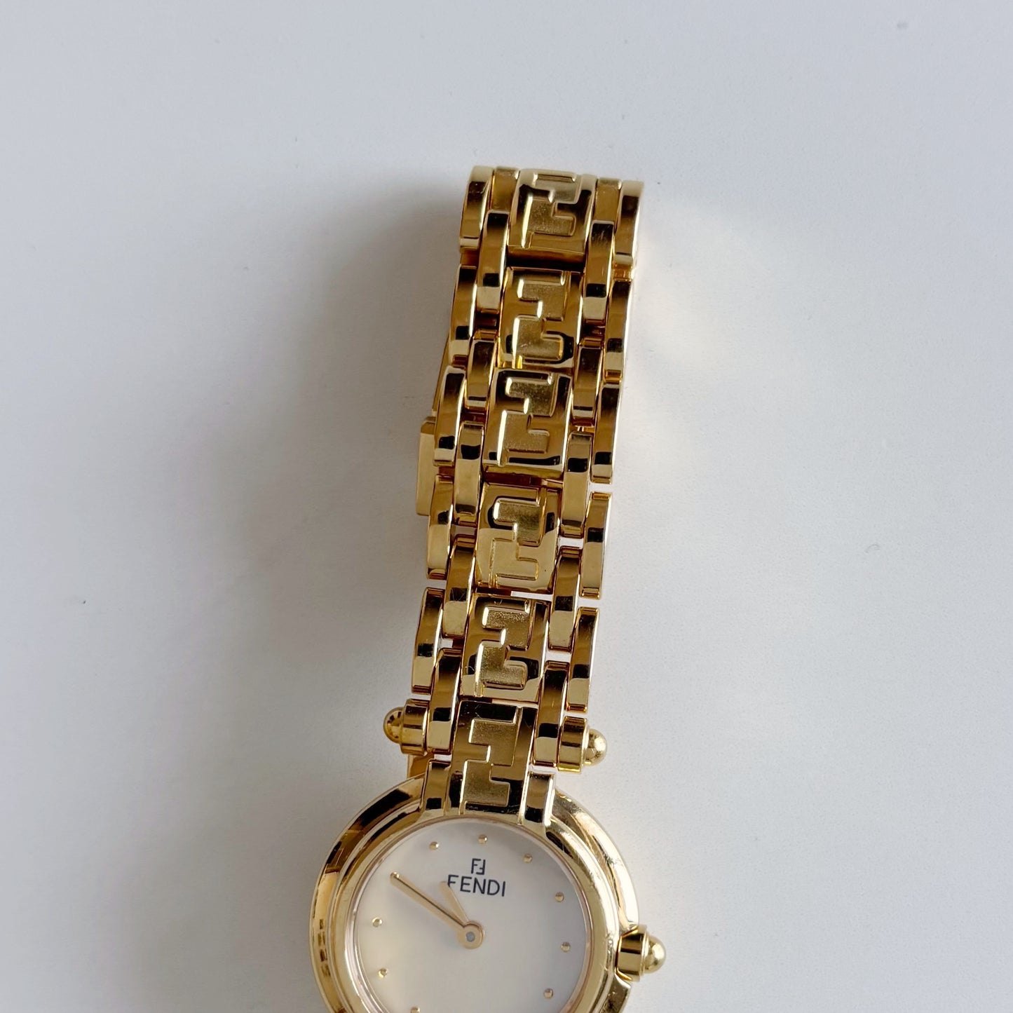 Fendi 1990s Seashell Round Dial Gold Plated Watch