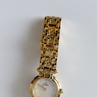 Fendi 1990s Seashell Round Dial Gold Plated Watch