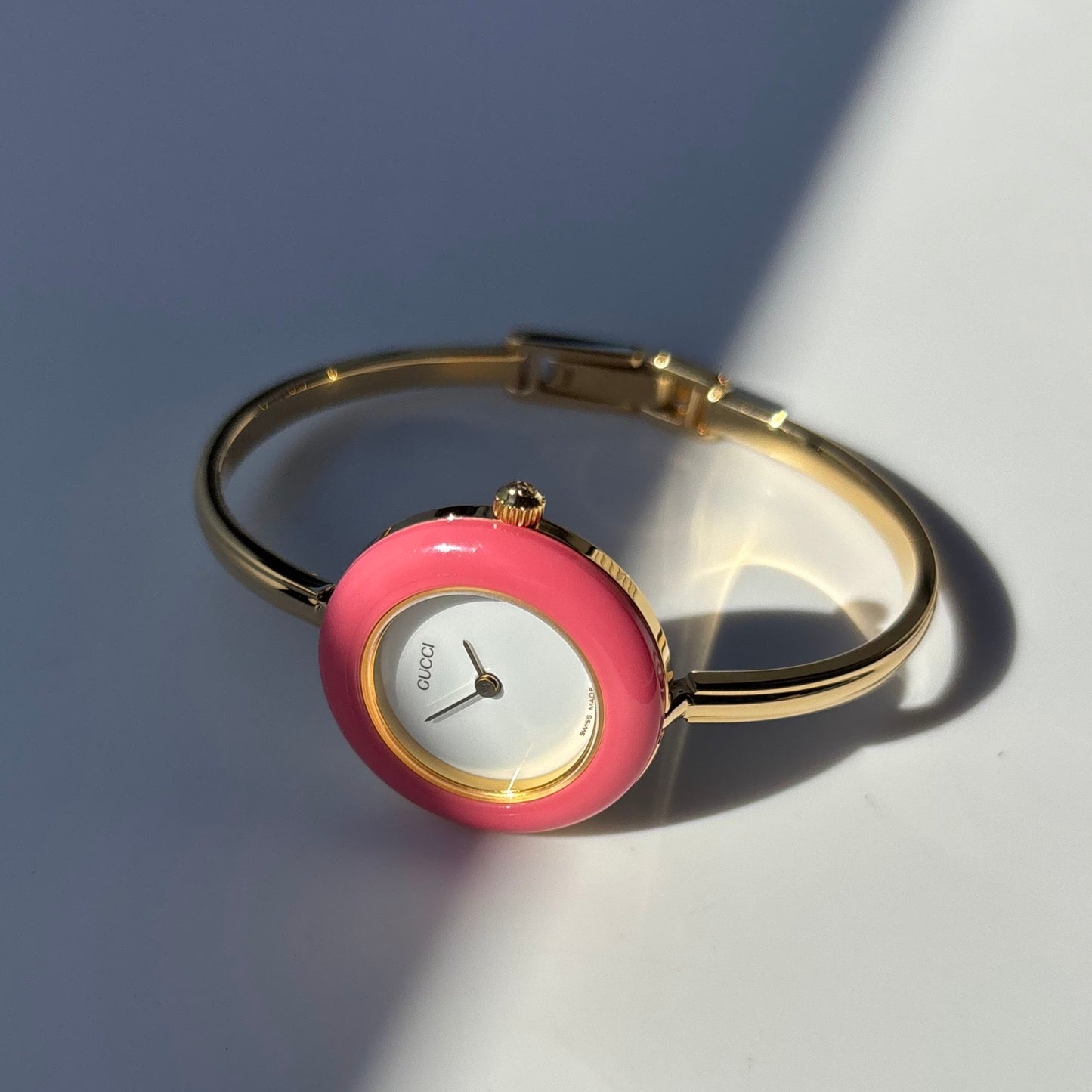 Gucci 1990s Interchangeable Bezel Gold Plated Bangle Watch with 12 bezels, case