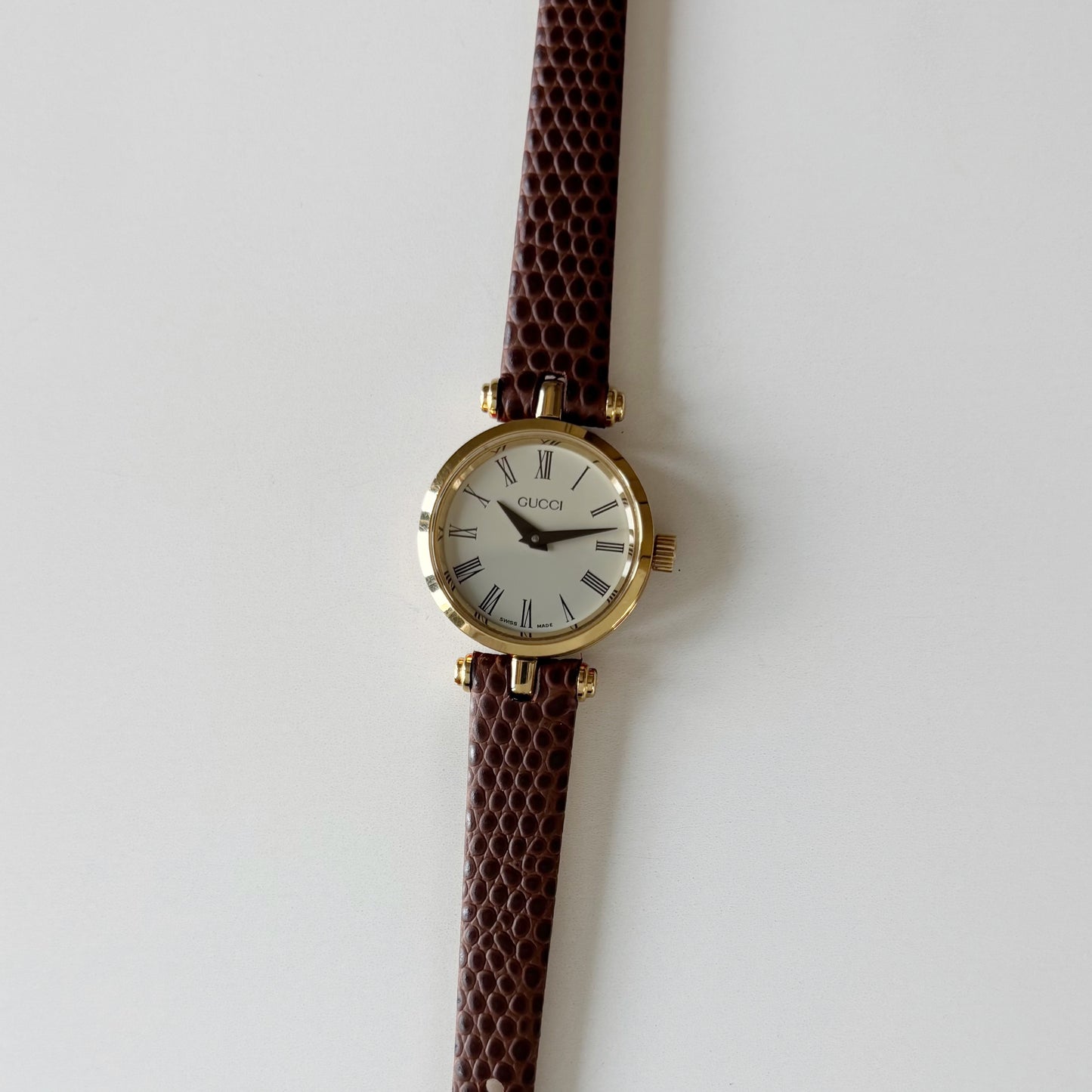 Gucci 1990s Round Dial Gold Plated Watch