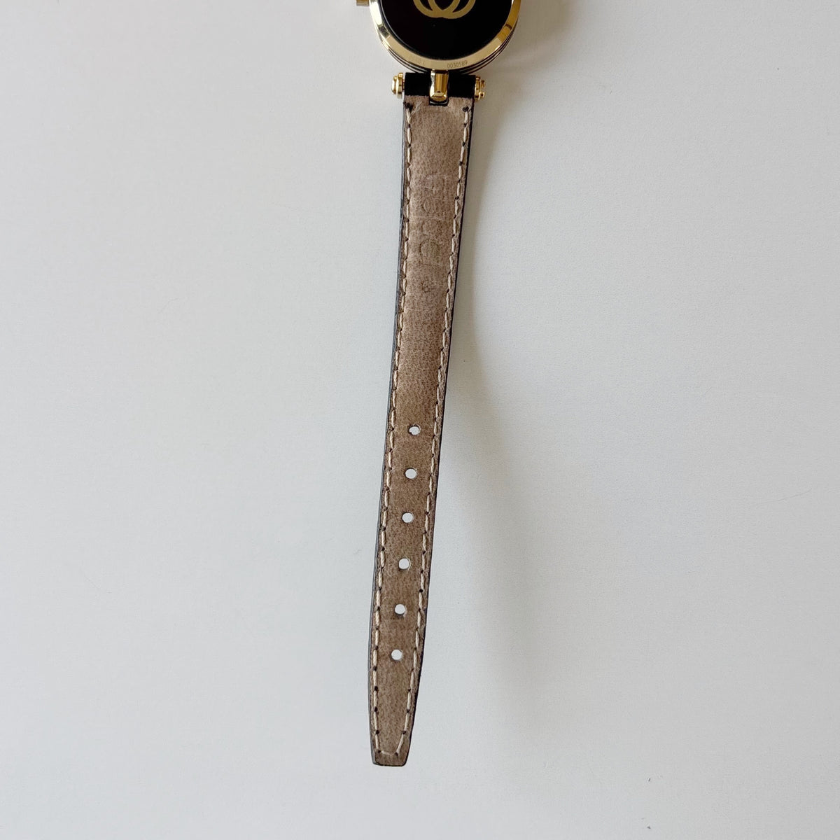 Gucci 1990s Round Dial Gold Plated Watch