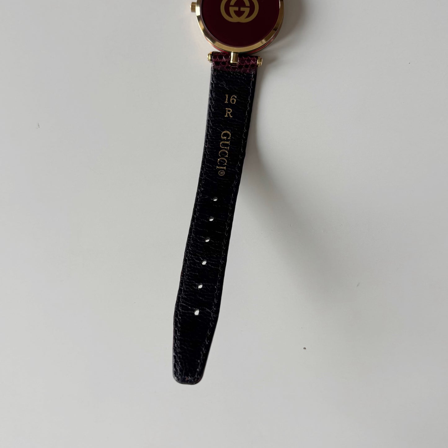 Gucci 1990s Round Dial Red Gold Plated Watch (Large)