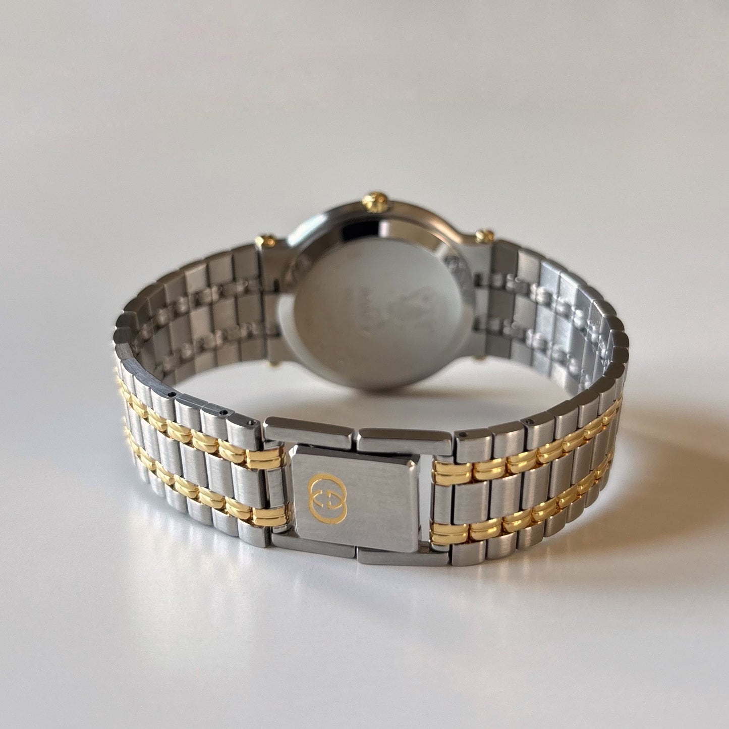 Gucci 1990s Date Round Cream Dial Two Tone Watch (Large)