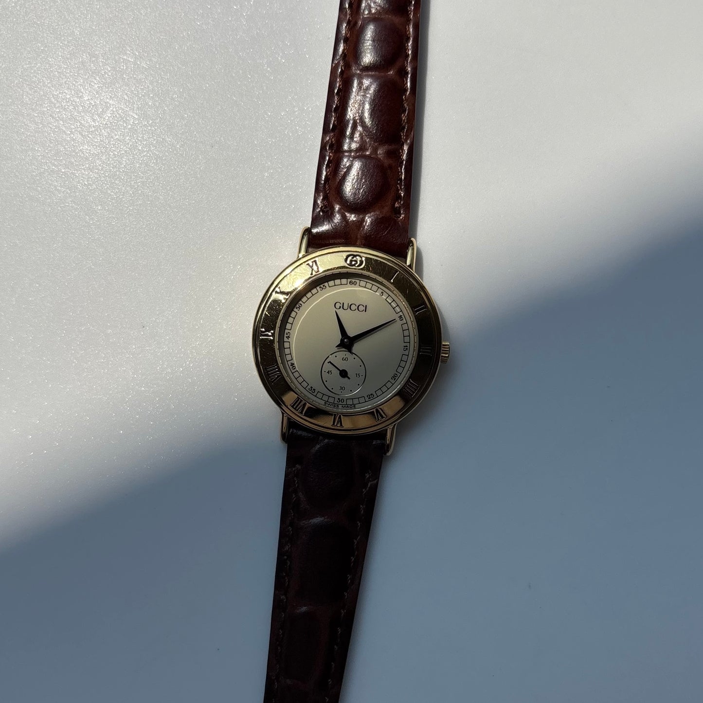 Gucci 1990s Sub second Round Dial Gold Plated Watch