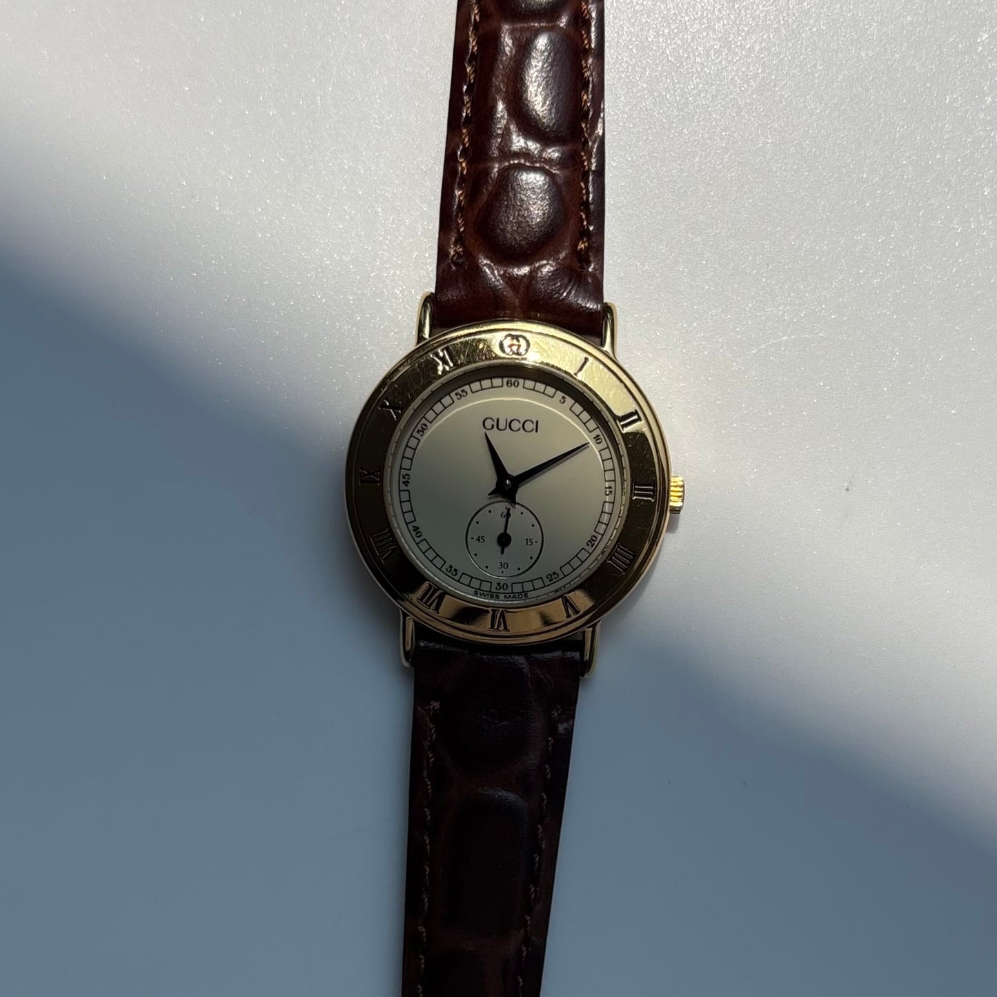 Gucci 1990s Sub second Round Dial Gold Plated Watch