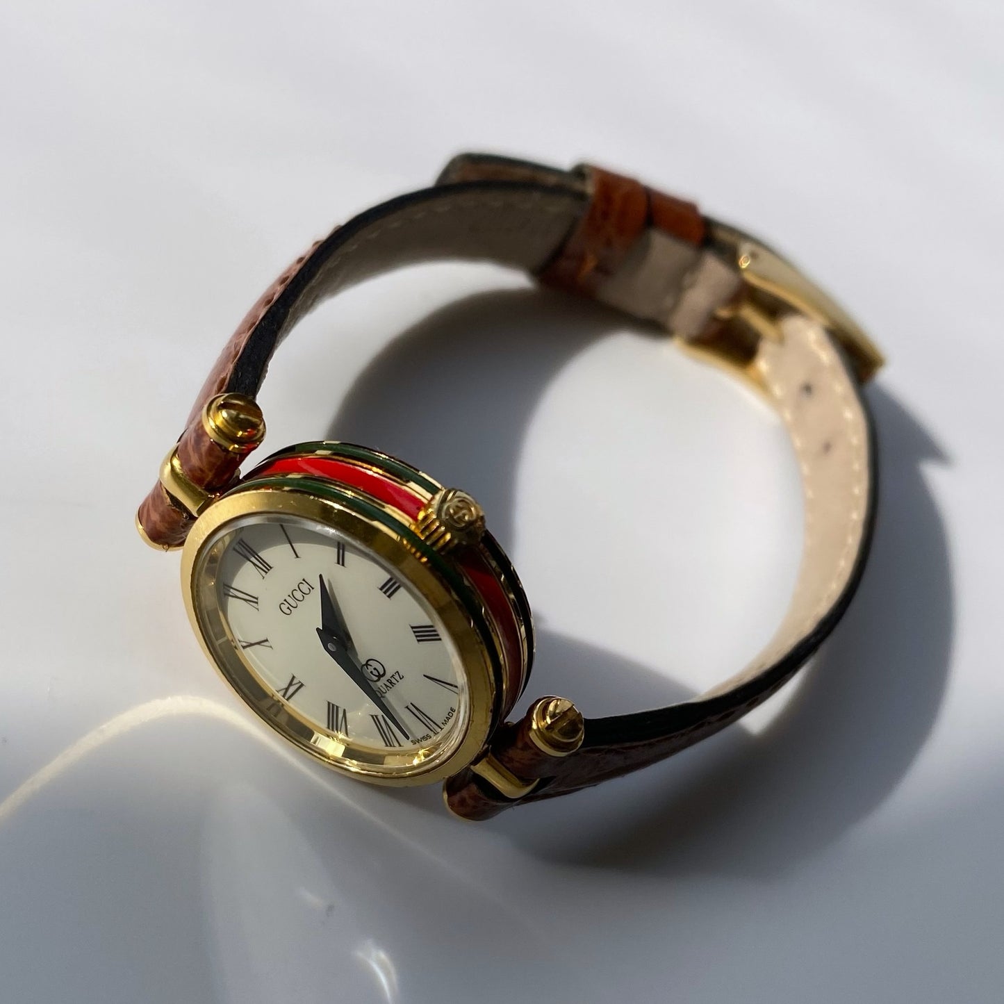 Gucci 1990s Sherry Round Watch