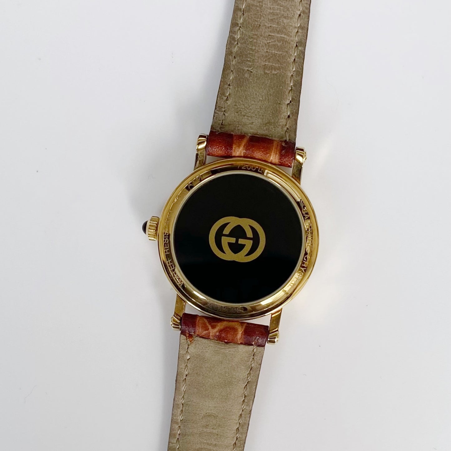 Gucci 1990s Date Gold Plated Round Leather Strap Watch