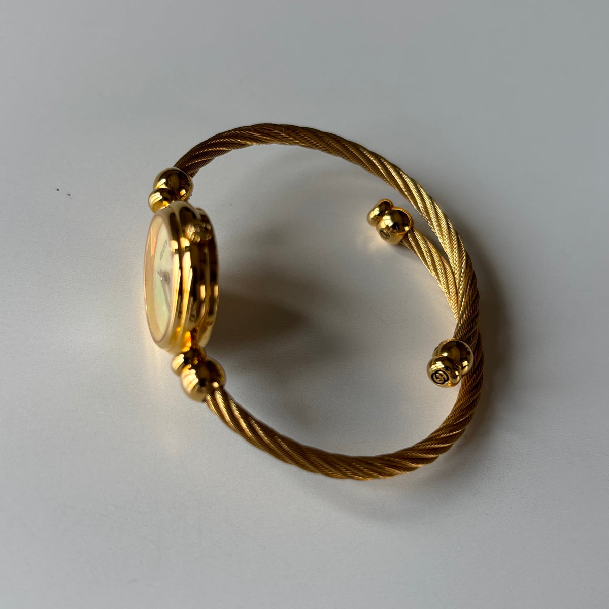 Gucci 1990s Seashell Dial Gold Plated Cable Bangle Watch