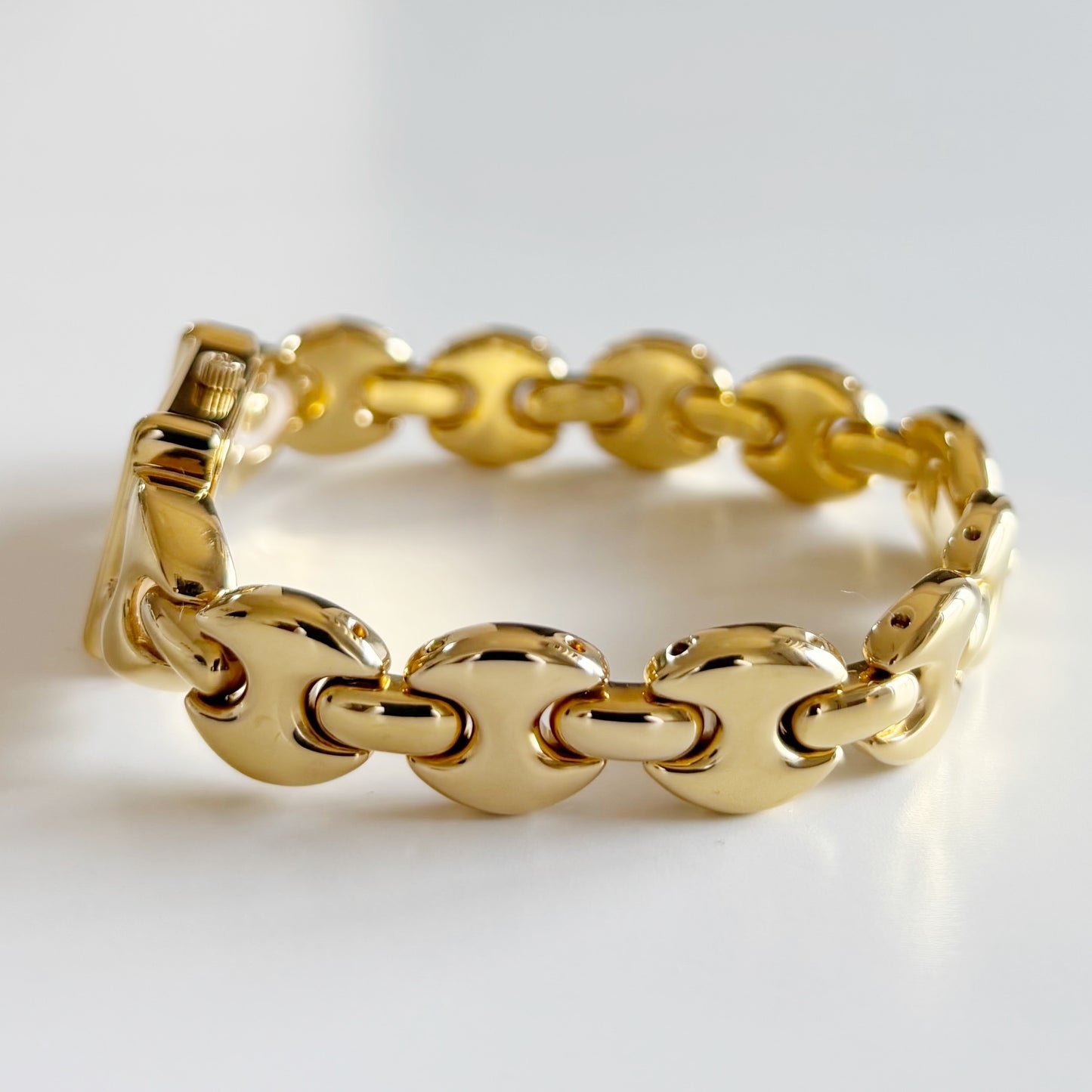 Gucci 1990s Interchangeable Strap Gold Plated Watch