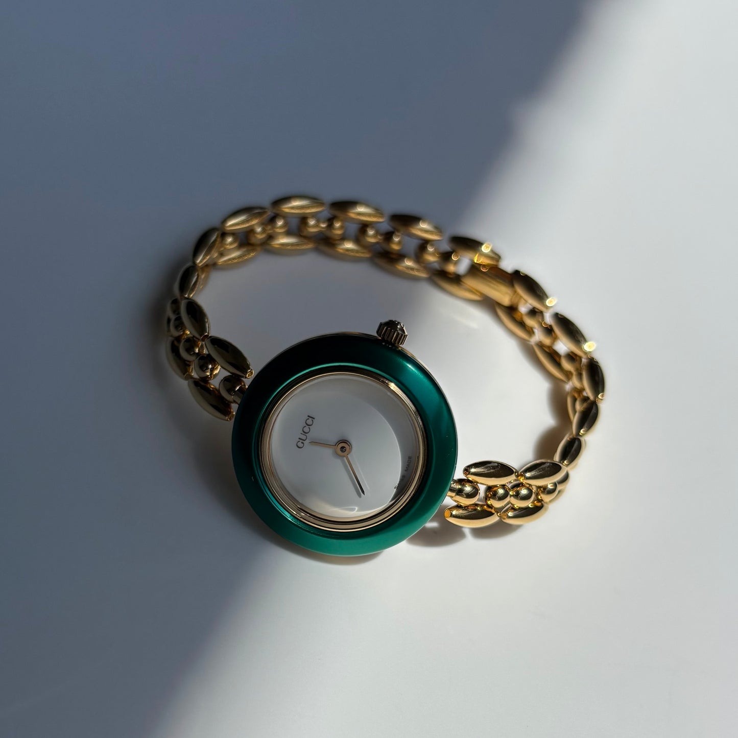 Gucci 1990s Interchangeable Bezel Gold Plated Rice Chain Watch with case, 6 bezels (160mm)