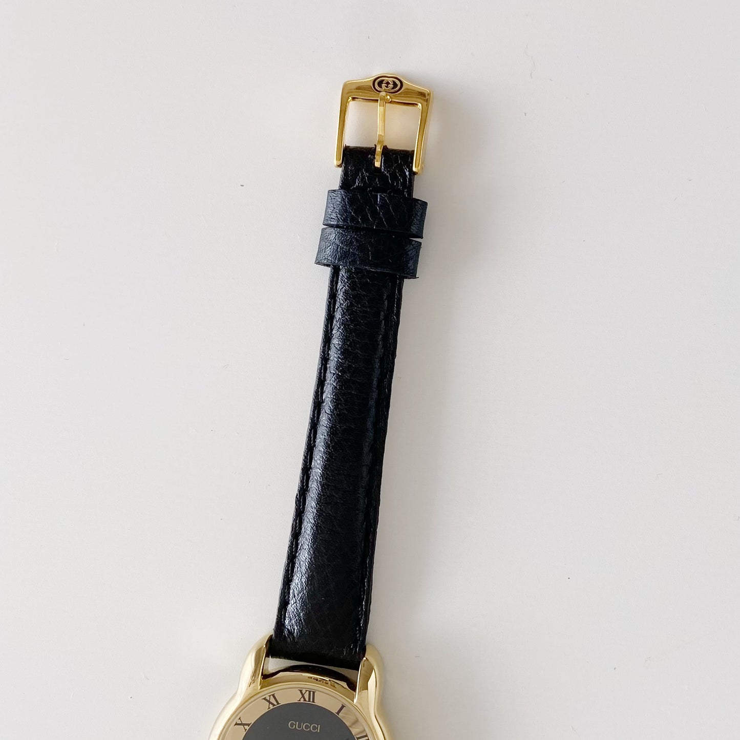 Gucci 1990s Black Dial Round Watch