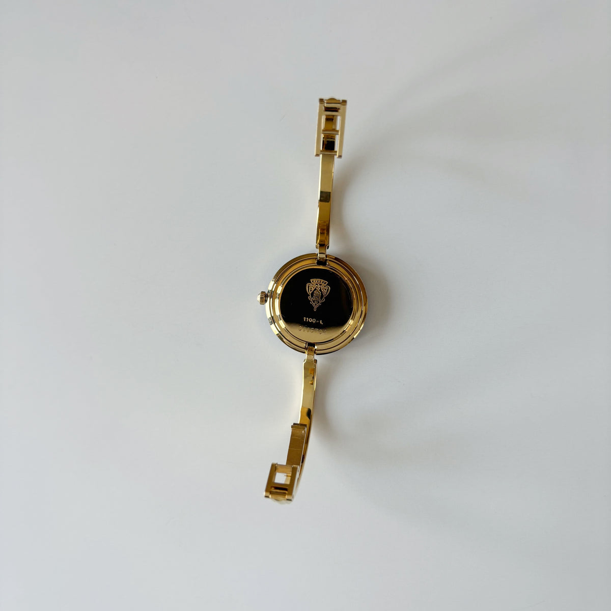 Gucci 1990s Interchangeable Bezel Gold Plated Bangle Watch with 12 bezels, case (Small)