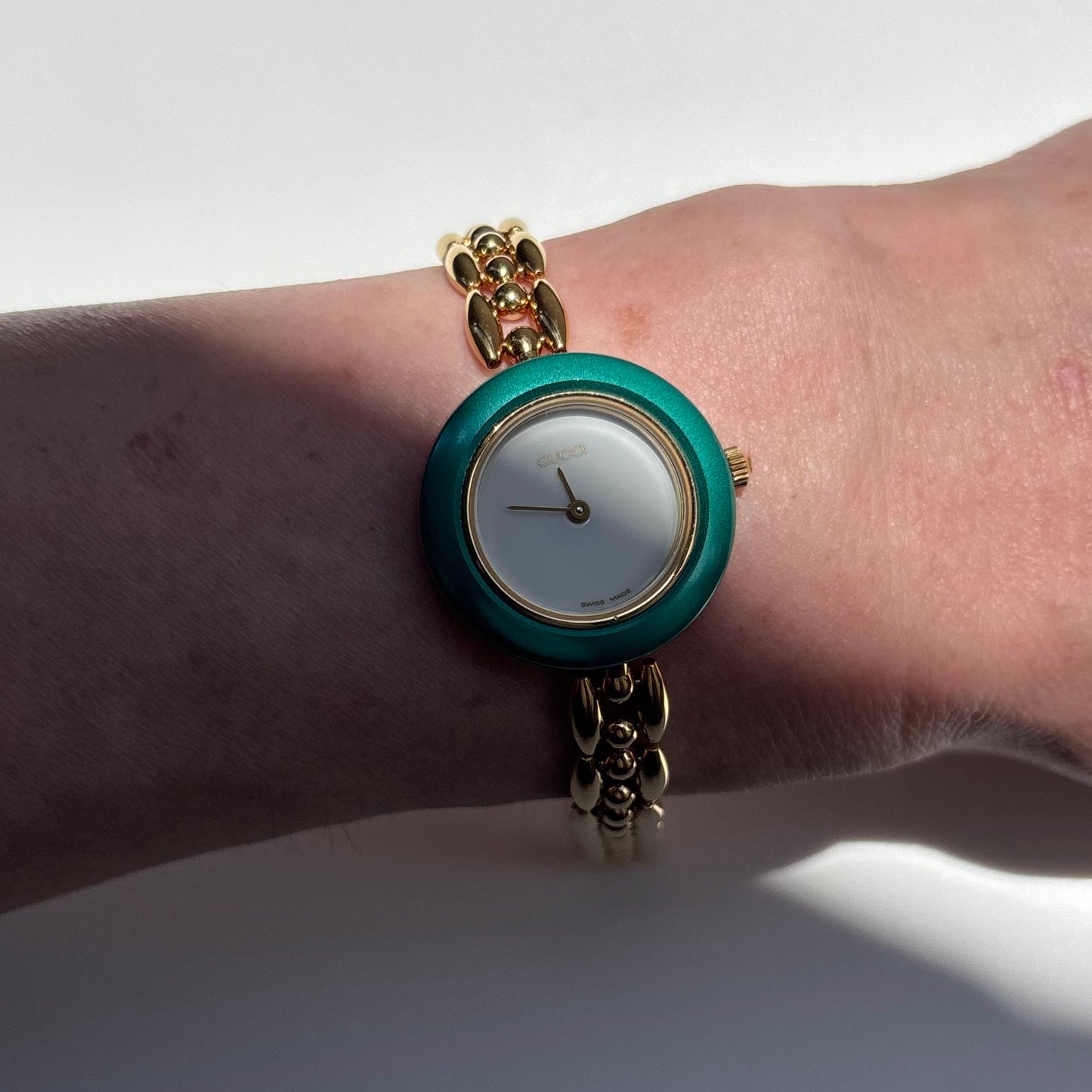 Gucci 1990s Interchangeable Bezel Gold Plated Rice Chain Watch with 6 bezels, case (166mm)