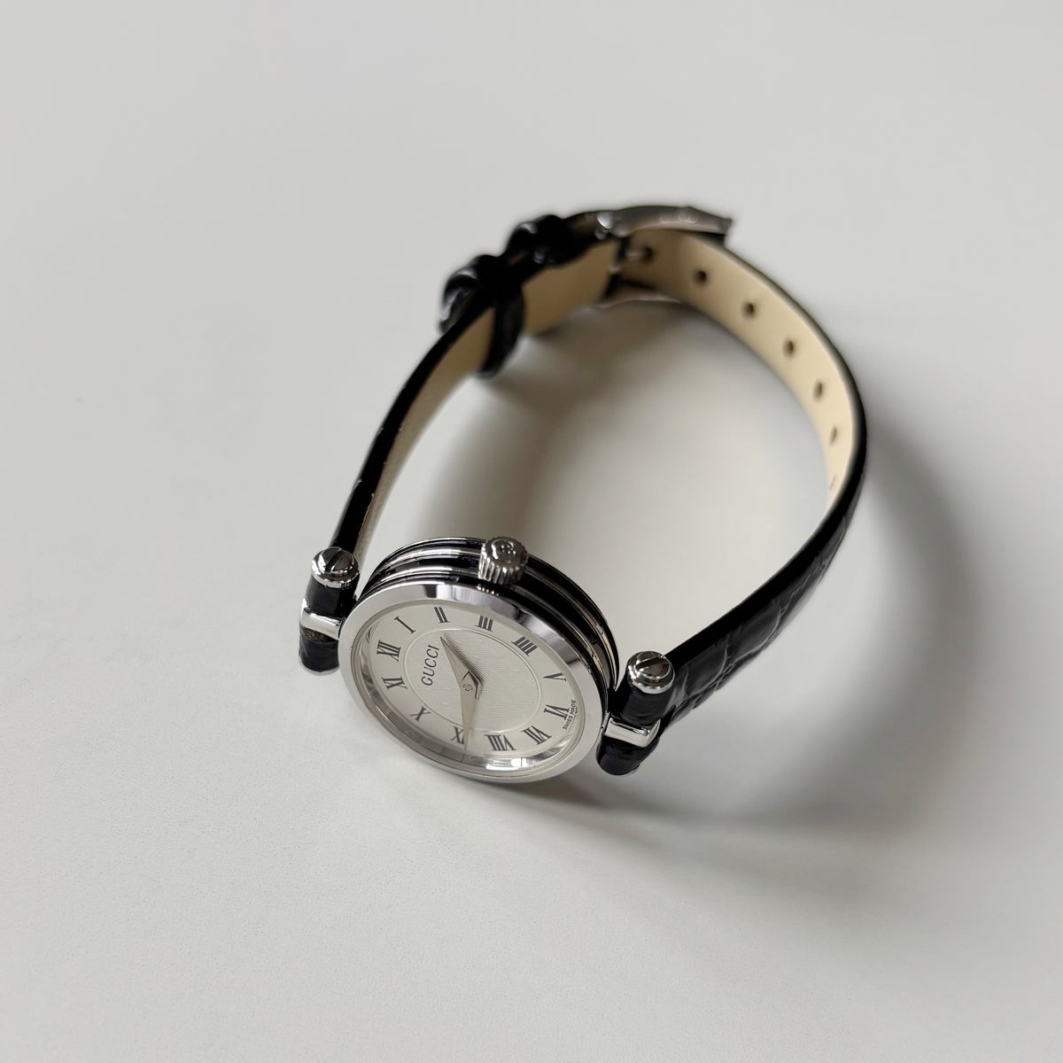 Gucci 1990s Round Dial Stainless Steel Watch