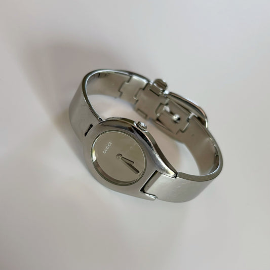 Gucci 90s Mirrored Stainless Steel Buckle Bangle Watch