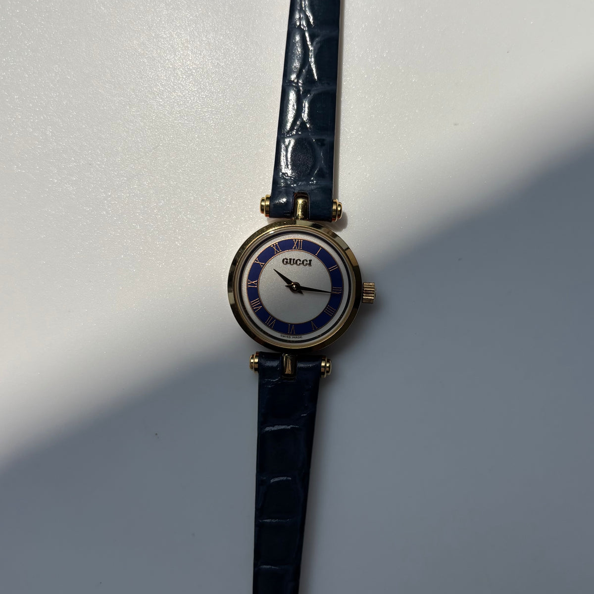 Gucci 1990s Sherry Round Dial Blue Watch