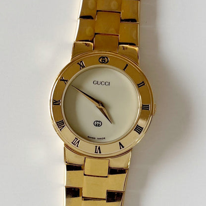 Gucci 1990s Round Dial Gold Plated Watch
