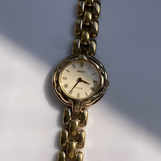 Vintage Seiko Tissé Gold Round Watch