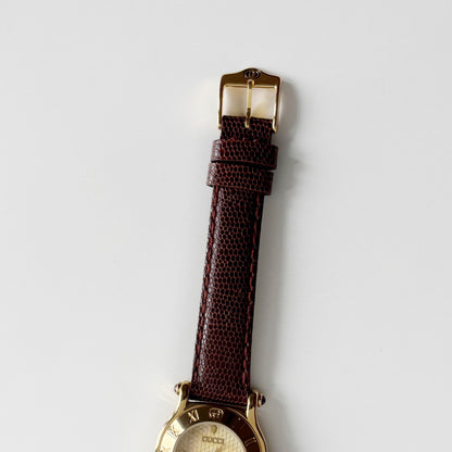 Gucci 1990s Round Dial Gold Plated Watch