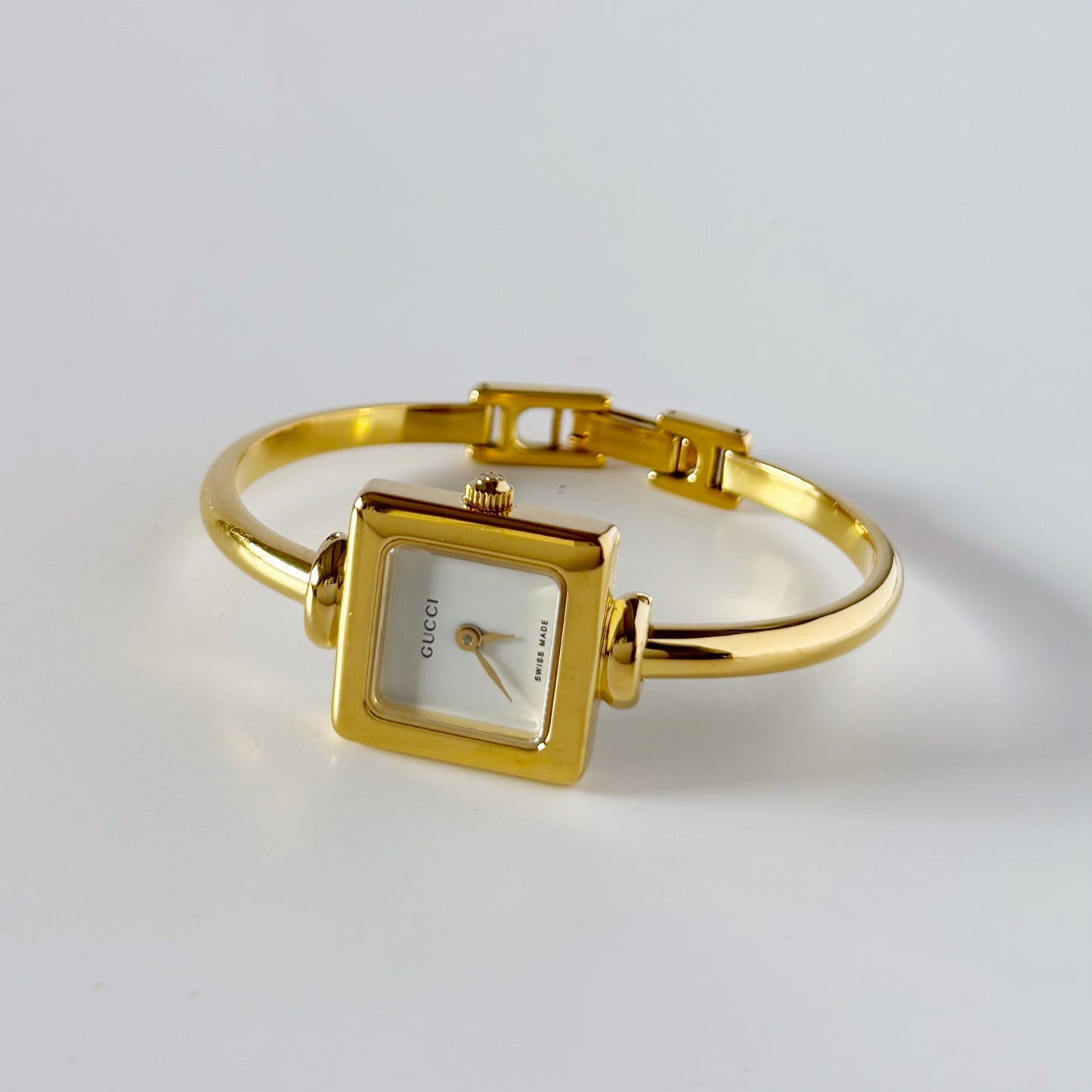 Gucci 1990s Square Dial Gold Plated Bangle Watch (Small)