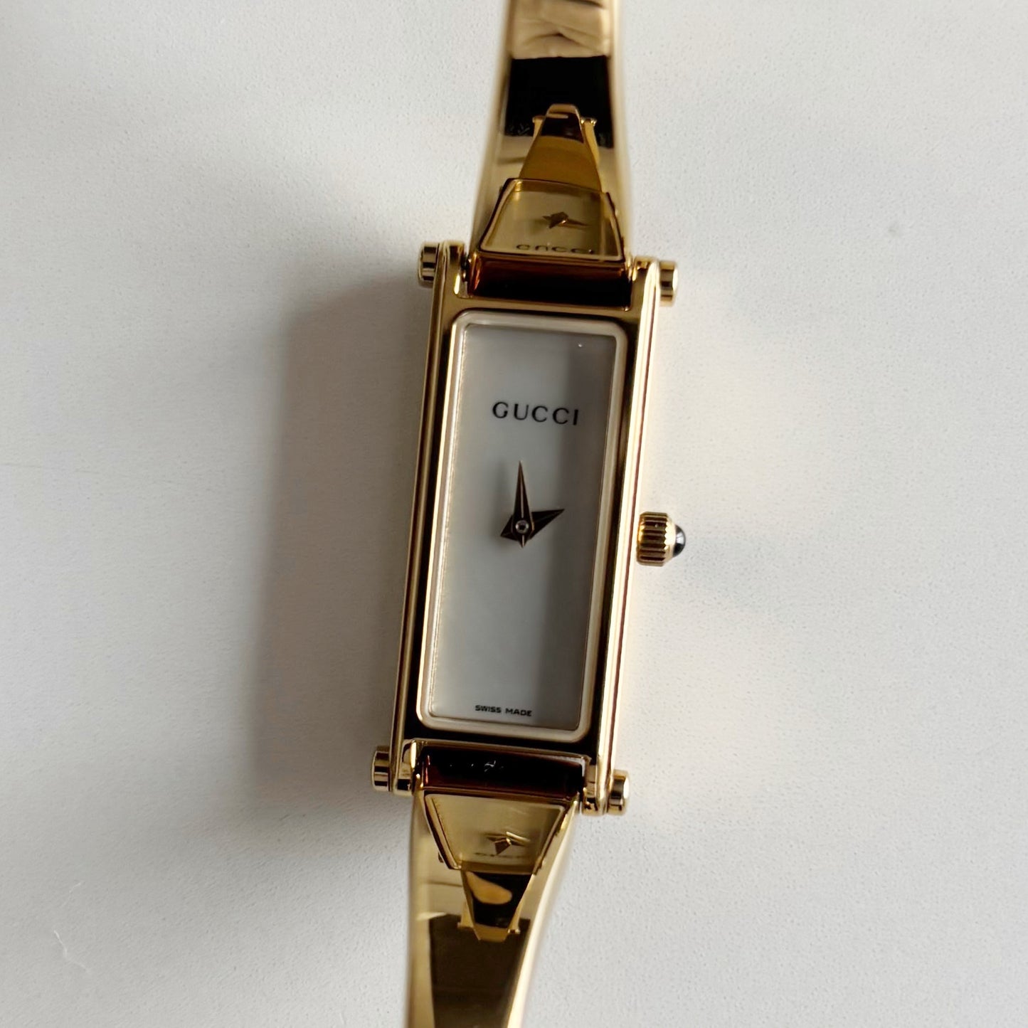 Gucci 1990s Seashell Rectangular Dial Gold Plated Bangle Watch (Small)
