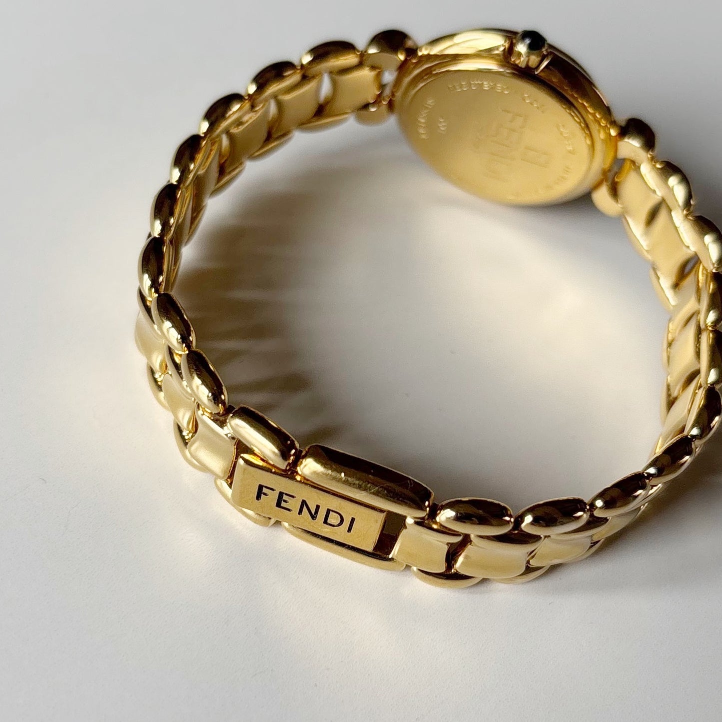 Fendi 1990s Seashell Round Dial Gold Plated Watch