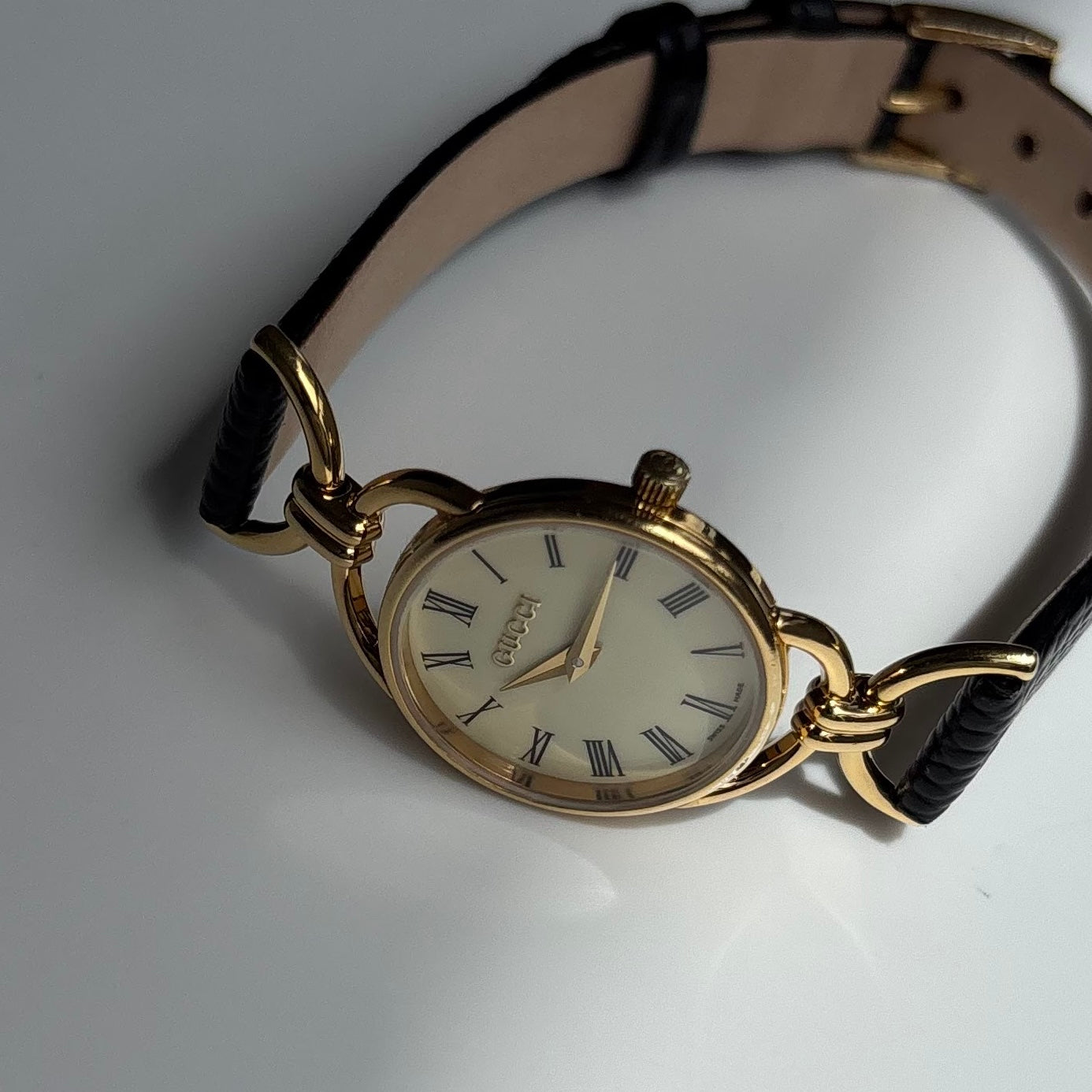 Gucci 1990s Round Dial Horsebit Gold Plated Watch