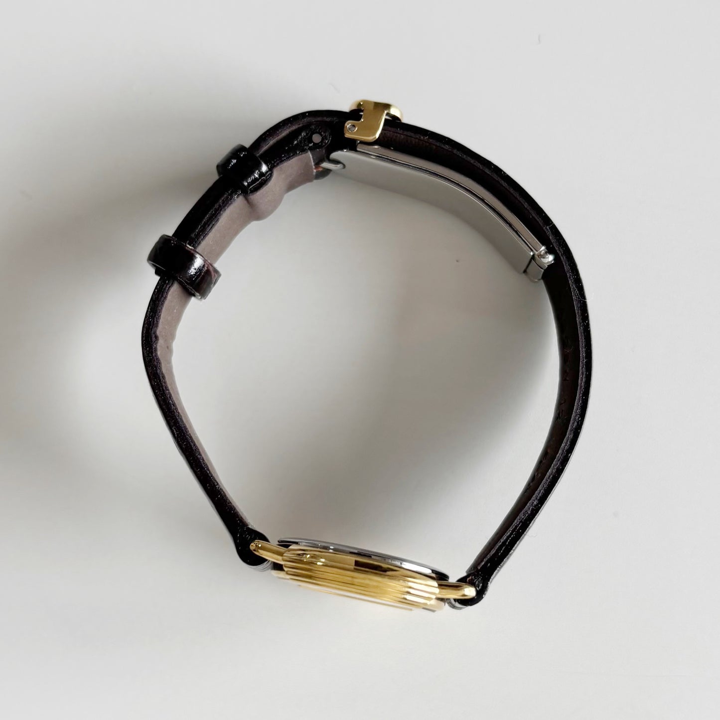 Dior 1990s Seashell Round Dial Gold Plated Watch