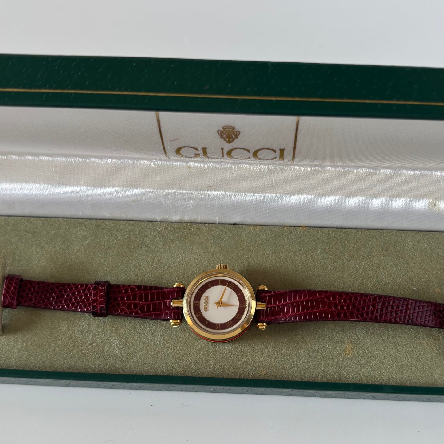 Gucci 1990s Round Dial Gold Plated Watch
