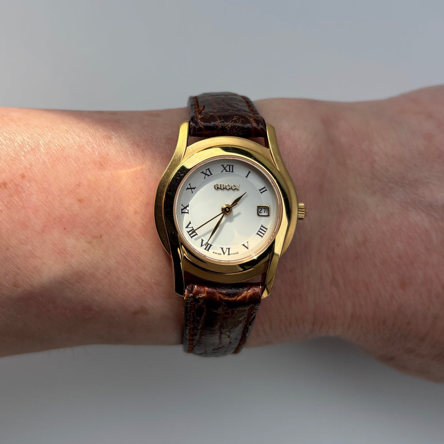 Gucci 1990s Date Round Dial Gold Plated Watch