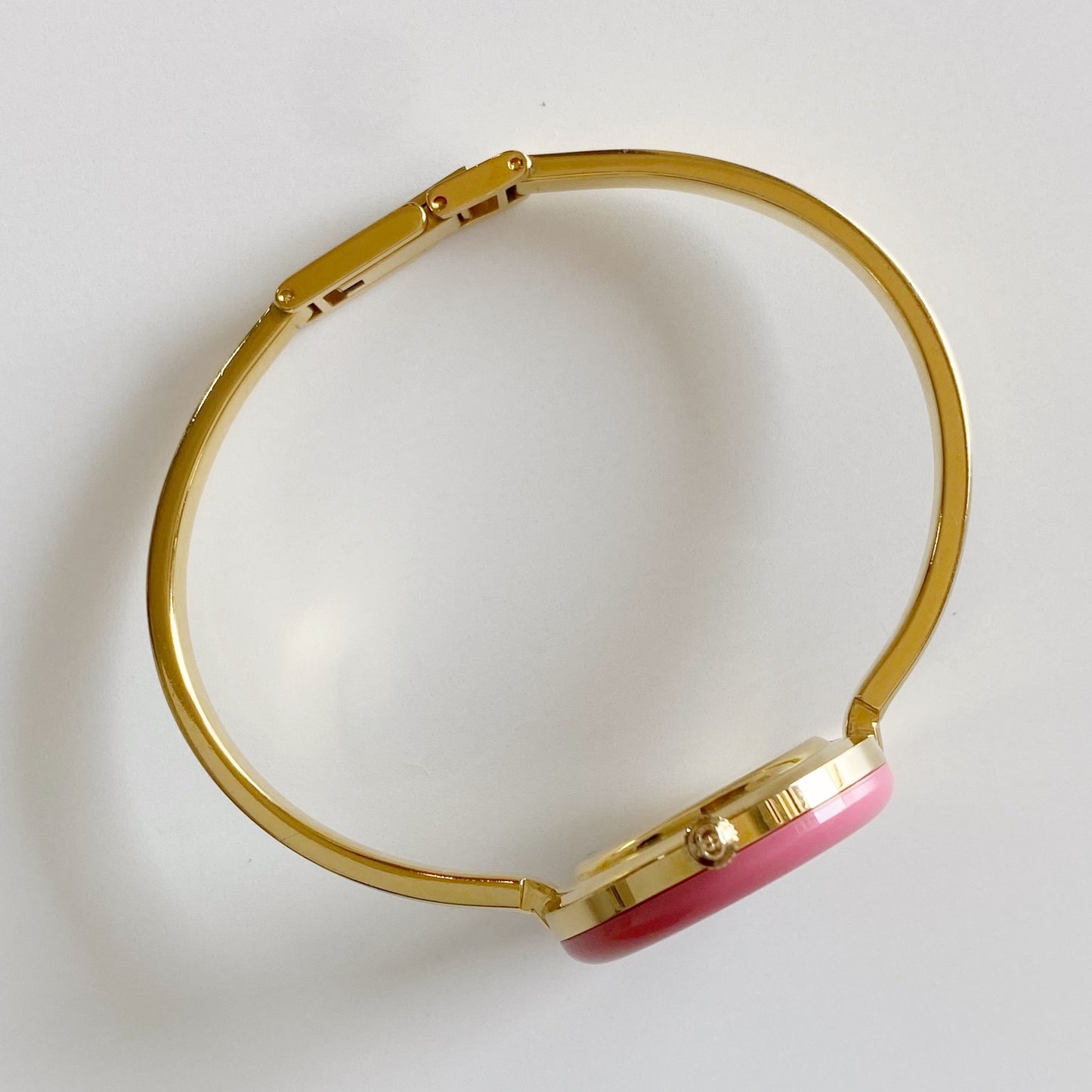 Gucci 1990s Interchangeable Bezel Gold Plated Bangle Watch with 12 bezels, case