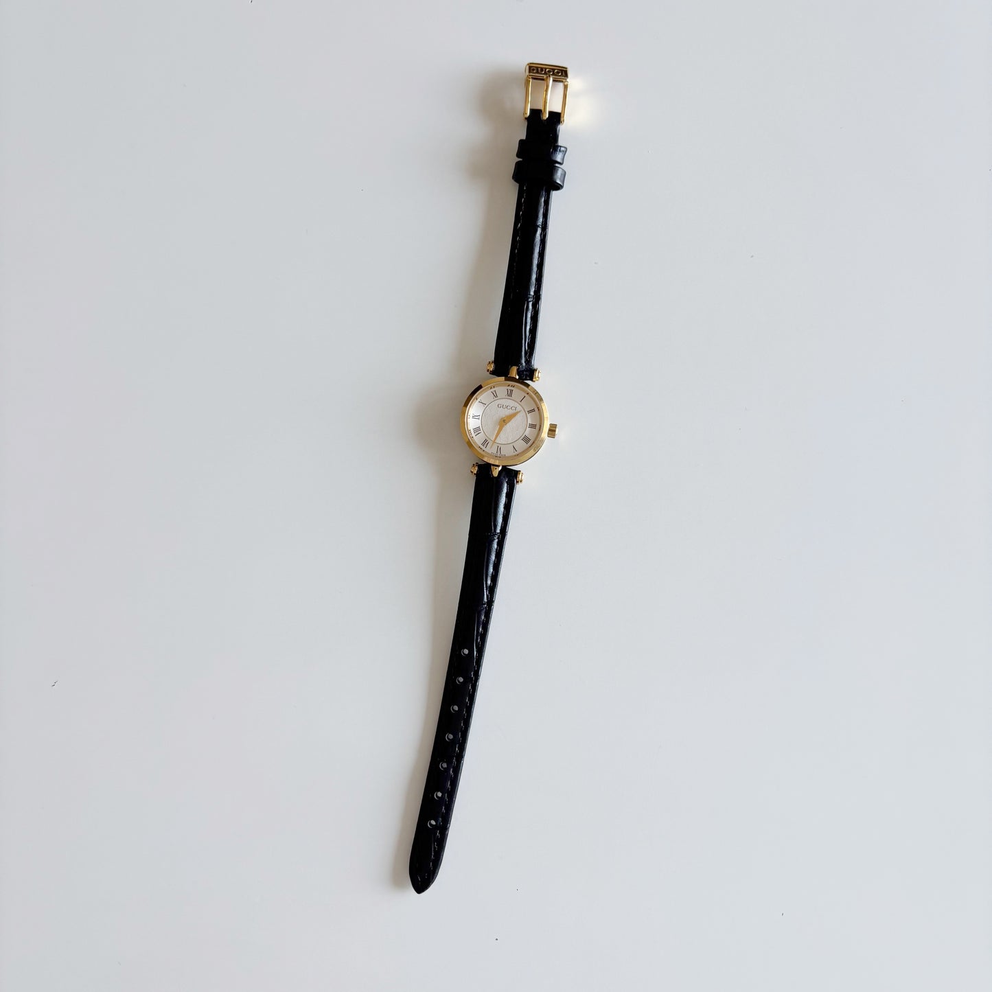 Gucci 1990s Round Dial Gold Plated Watch