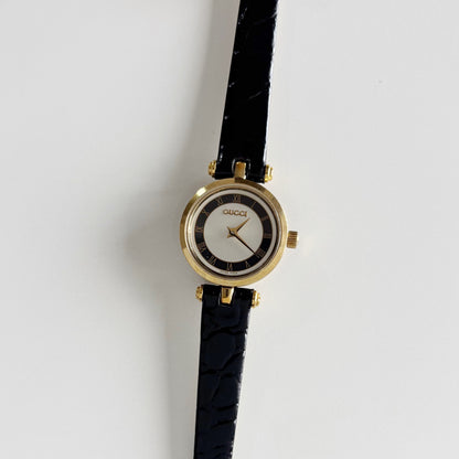 Gucci 1990s Sherry Round Dial Gold Plated Watch