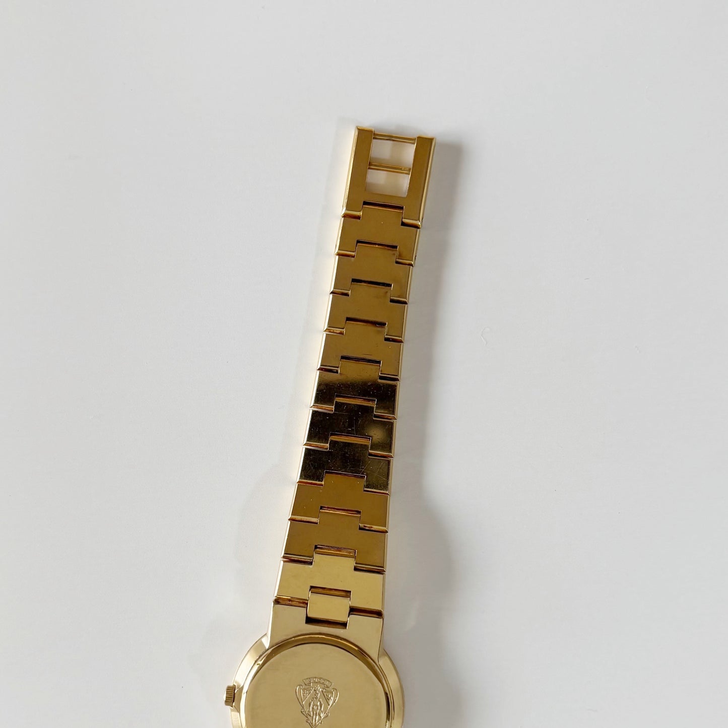 Gucci 1990s Round Dial Gold Plated Watch